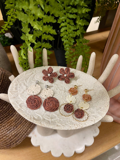 Earring rattan flower-2