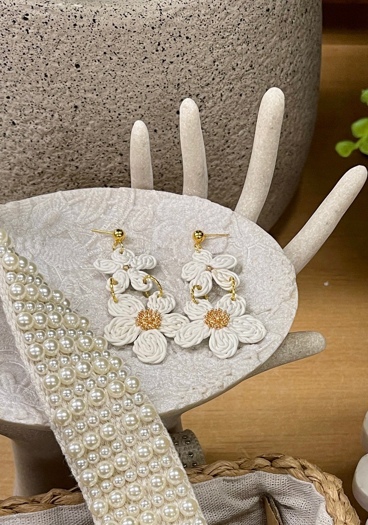 Earring rattan flower-3