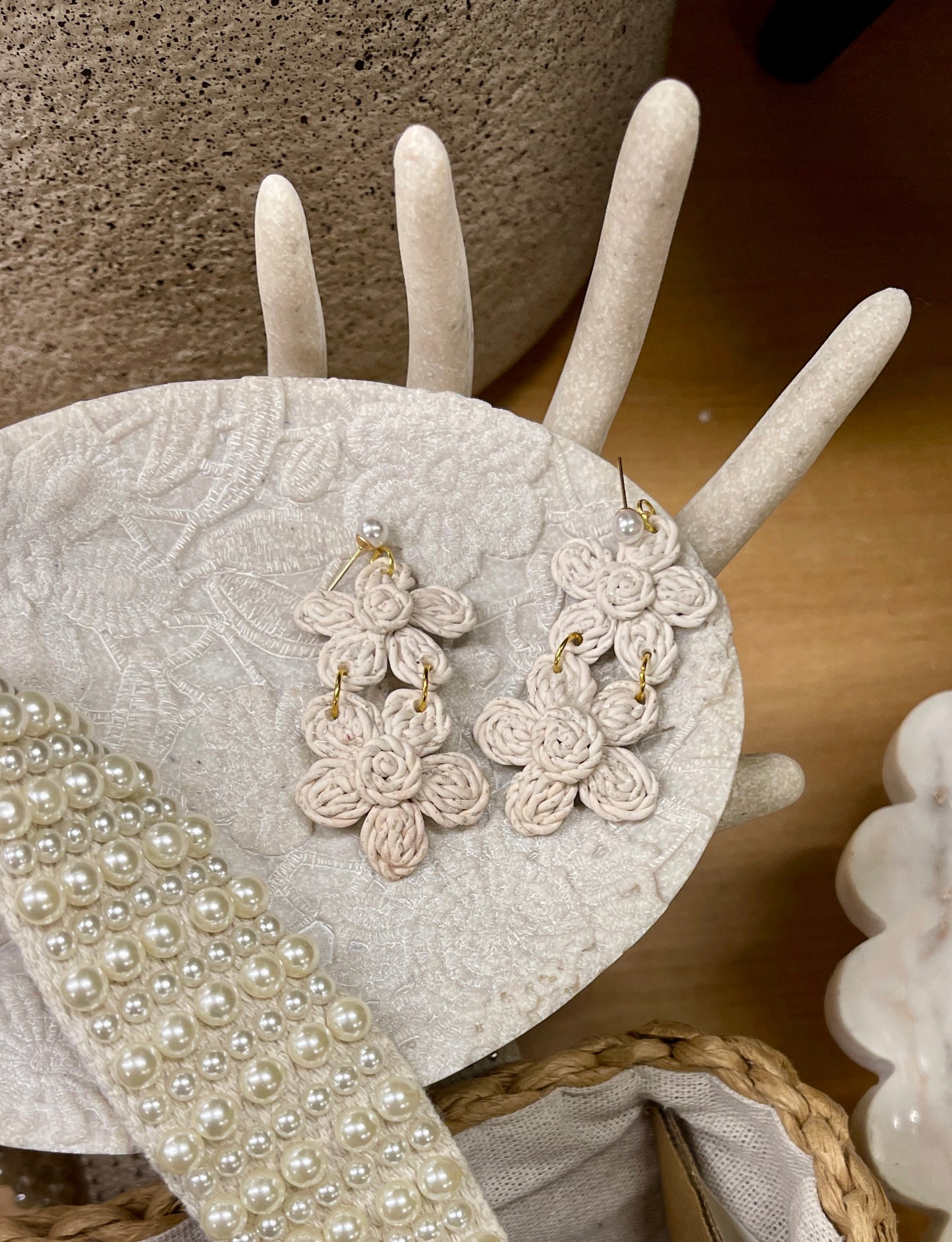 Earring rattan flower-4