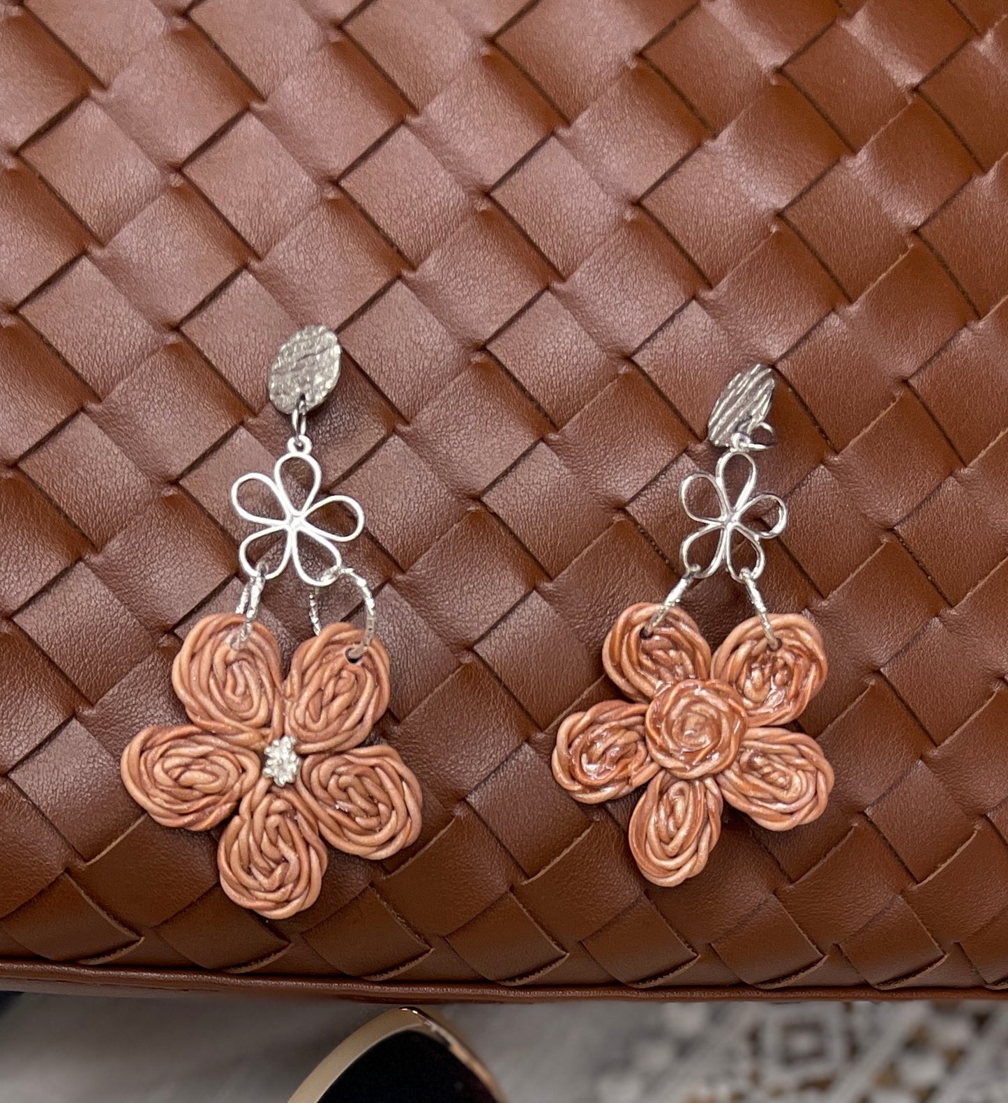 Earring rattan flower-9